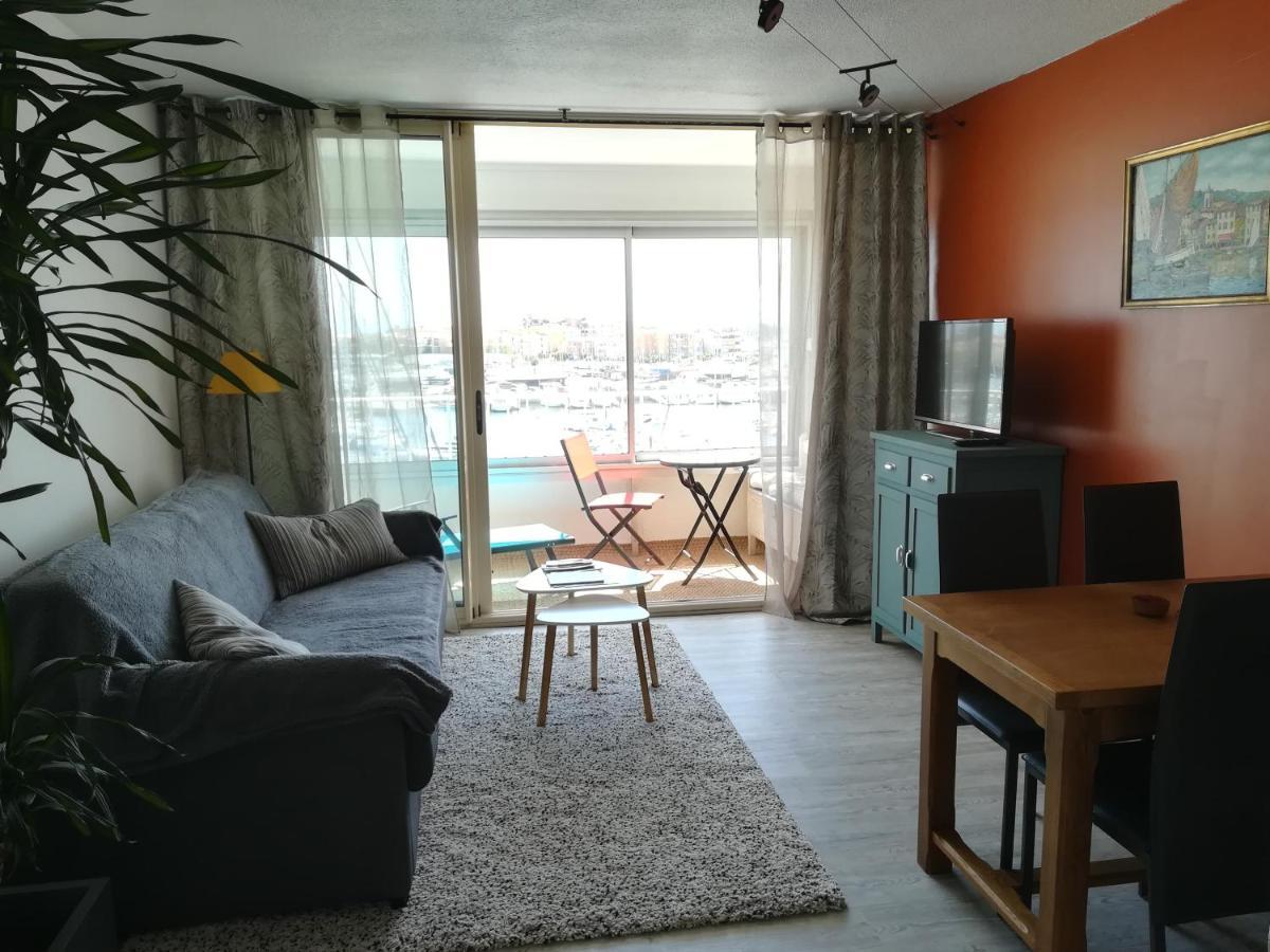 Studio cabine VUE PORT avec piscine, parc, boulodrome et parking privé Agde Exterior foto